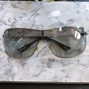 Rayban sunglasses gender neutral